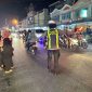 Polwan Polres Karimun melaksanakan pengaman di titik keramaian wilayah Kabupaten Karimun. (FOTO: Hp/KepriHeadline.id)