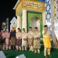Gubernur Kepri Ansar Ahmad memukul bedug, tanda dibukanya perhelatan MTQ ke-XVI Kabupaten Karimun tahun 2024 di Coastal Area. (FOTO: Humas Pemkab Karimun/KepriHeadline.id)