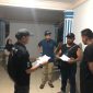 Polisi Gerebek Rumah di Kapling, Diduga Sebagai Lokasi Penampungan PMI Non Prosedural. (FOTO: Istimewa/KepriHeadline.id)