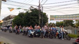 Potret Siswa SMA di Karimun melakukan Konvoi perayaan kelulusan tahun 2023 lalu. (Foto: Arsip KepriHeadline.id)