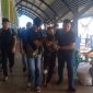 Pelaku pembunuhan wanita di Kundur, digiring aparat kepolisian ke Polres Karimun. (FOTO: ricky/kepriheadline.id)