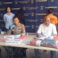 Kapolres Karimun AKBP Fadli agus pimpin press rilis pengungkapan kasus pembuangan bayi. (Foto: ricky/kepriheadline.id)