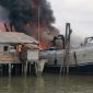 Penampakan Kapal Kargo yang terbakar di Kecamatan Buru. (Foto: Istimewa/ KepriHeadline.id)