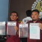 Kantor Imigrasi Kelas II TPI Tarempa menggelar Konferensi Pers soal penanganan tiga WNA China yang masuk Indonesia secara ilegal, Sabtu 15 Juni. (Foto: Istimewa/Imigrasi Tarempa)