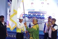 Penyerahan Pataka POPDA Kepri. (Foto: Istimewa)