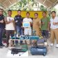 Tingkatkan Kreativitas Komunitas Pepaya Olah Barang Bekas Jadi Kerajinan, PT Timah Serahkan Bantuan Alat Pertukangan ke Pemuda di Bangka Selatan. (Foto: Humas PT Timah)