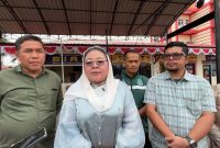 Ketua DPC PKB Karimun Nyimas Novi Ujiani ditemani Jajaran Kadernya ditemui usai mengadukan Mantan Sekjen DPP Lukman Edy ke Mapolres Karimun. (Foto: ricky/kepriheadline.id). 
