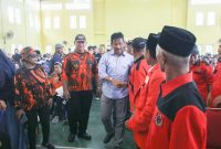 Muhammad Rudi menyapa langsung relawan dan kader partai di Bintan. Foto: istimewa