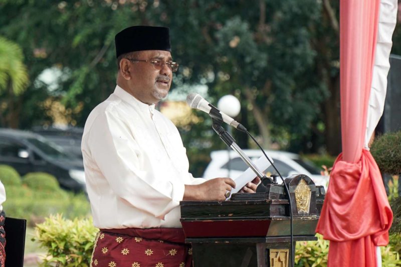 Bupati Rafiq Pimpin Upacara Hari Jadi HUT ke-22 Provinsi Kepri. Foto: Derran/Diskominfo Karimun