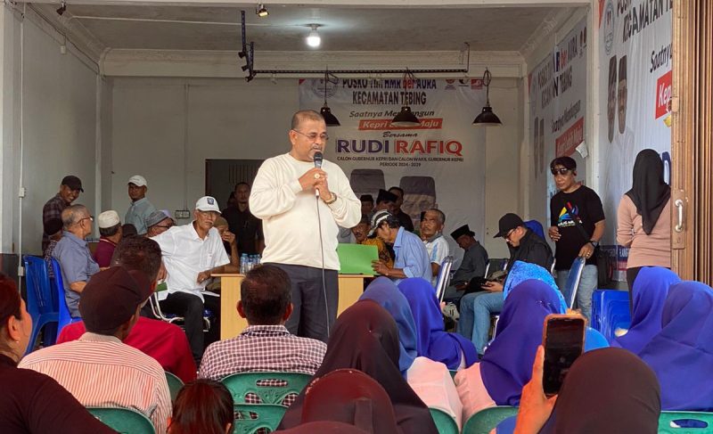 Cawagub nomor urut 2 Aunur Rafiq menggelar silahturahmi bersama simpatisannya di Posko Kemenangan HMR ber-Aura Kecamatan Tebing. Foto: istimewa