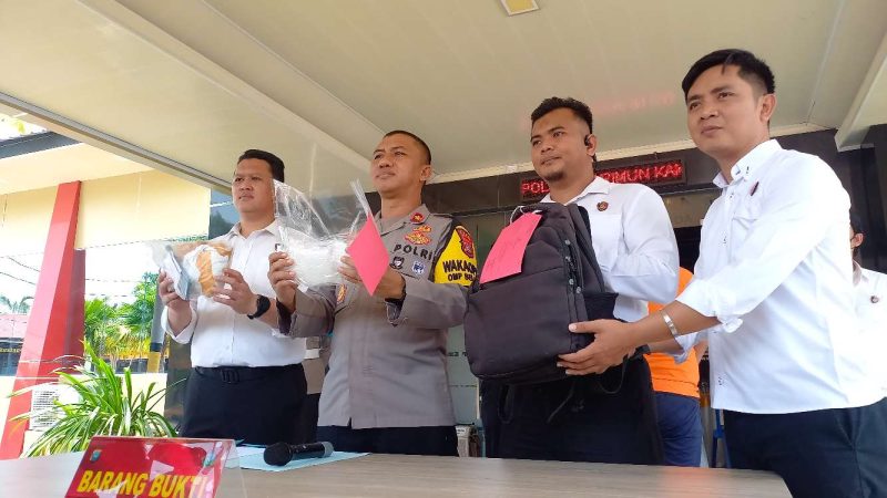 Wakapolres Karimun Kompol Herie Pramono merilis pengungkapan sabu di Karimun. Foto: ricky/kepriheadline.id