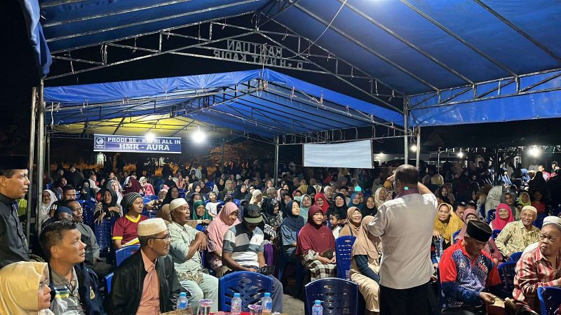 Cawagub Nomor Urut 2 Aunur Rafiq berkampanye bersama masyarakat Teluk Uma. Foto: ricky/kepriheadline.id 