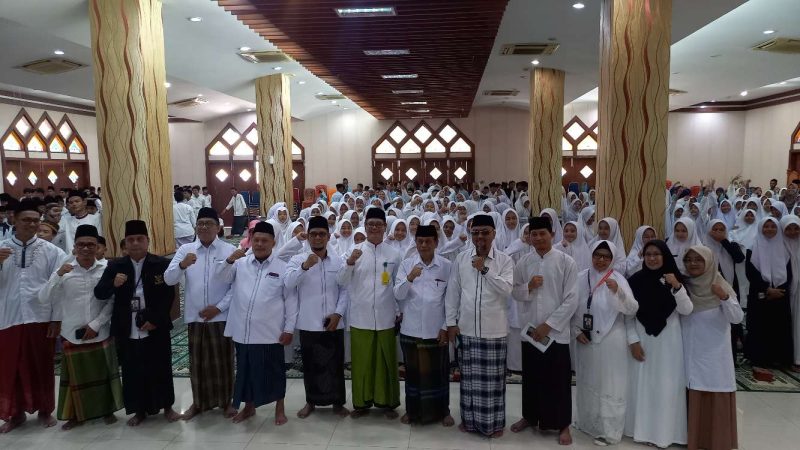 Baznas Kepri Salurkan Bantuan kepada 500 Penerima Manfaat di Karimun. Foto: ricky/kepriheadline.id