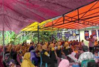Pasangan Calon Bupati dan Wakil Bupati Karimun Muhammad Firmansyah dan Ery Suandi menggelar kampanye monologis di Kelurahan Teluk Uma. Foto: Istimewa 