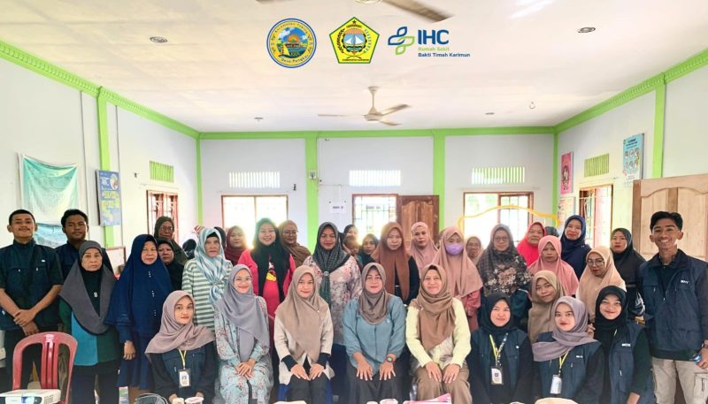 Mahasiswa KKN Universitas Karimun dan Pemdes Pongkar Gelar Seminar Parenting untuk Cegah Stunting di Teluk Lekup.