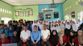 Mahasiswa KKN Desa Pongkar Gelar Sosialisasi Kenakalan Remaja di SMP Negeri Satu Atap Desa Pongkar. Foto: istimewa