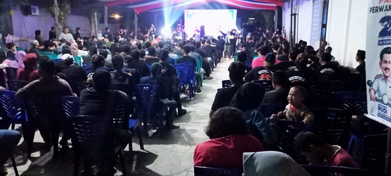 Ratusan pemuda di Karimun ramaikan acara Sharing Diskusi HMR ber-Aura dilaksanakan dalam rangka Hari Sumpah Pemuda. Foto: istimewa