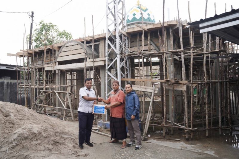 PT TIMAH Tbk Dukung Renovasi Masjid Nurul Hibah di Pangkalpinang. Foto: Humas PT Timah