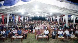 Ribuan Warga hadiri Kampanye Akbar Muhammad Rudi-Aunur Rafiq di Kabupaten Karimun. Foto: Tim Humas