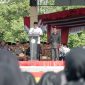 Bupati Karimun Aunur Rafiq Pimpin Upacara Peringatan Hari Guru di Karimun. Foto: Rian/Prokopim