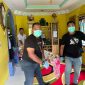 Polisi mengevakuasi Korban MS ke RSUD Muhammad Sani untuk proses pemeriksaan. Foto: dokumen polisi/istimewa