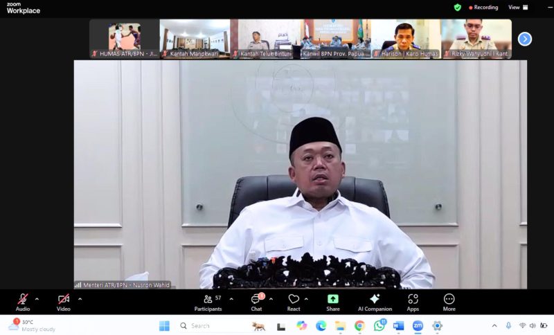 Beri Pengarahan ke Kanwil BPN Provinsi Papua Barat, Menteri Nusron Tekankan Perbaikan dalam Pelayanan Publik. Foto: Biro Hubungan Masyarakat Kementerian Agraria dan Tata Ruang/
Badan Pertanahan Nasional.