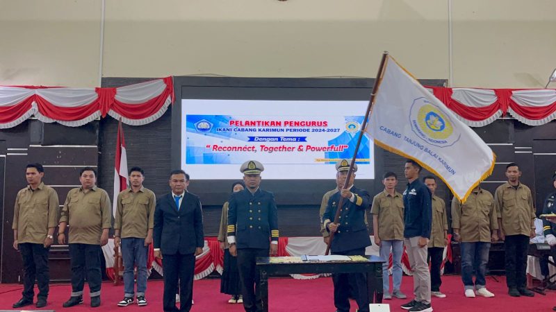 Kepengurusan Ikatan Alumni AMNI (IKANI) Semarang Cabang Kabupaten Karimun resmi dilantik, Sabtu, 14 Desember 2024. Foto: ricky/kepriheadline.id 