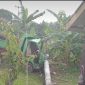 Penampakan truk tabrak tiang listrik di Kundur. Foto: Dokumen Polisi/istimewa