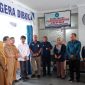 Kepala BUP Yuwono meresmikan Gerai TPID Mak Cik Karimun. Foto: Humas BUP Karimun/Istimewa