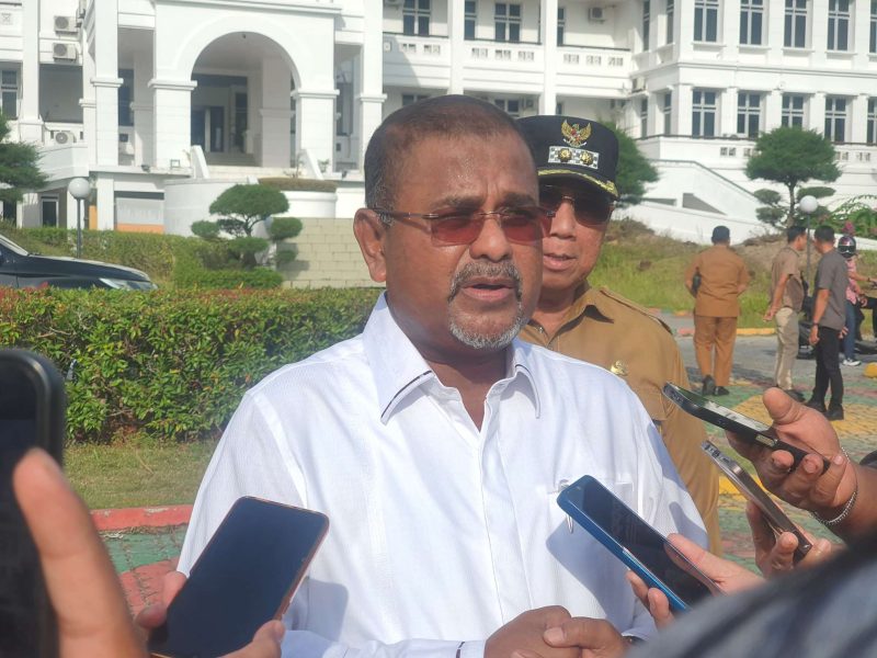 Bupati Karimun Aunur Rafiq saat dijumpai usai apel Senin, 6 Januari 2025.