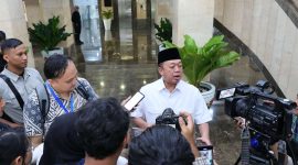 Menteri ATR/BPN Nusron Wahid saat diwawancara oleh sejumlah awak media. Foto: Biro Hubungan Masyarakat Kementerian Agraria dan Tata Ruang/Badan Pertanahan Nasional/KepriHeadline.id