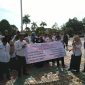 Puluhan ASN Pemkab Karimun Gelar Aksi, Tuntut Pembayaran Hak yang Tertunda di Halaman Kantor Bupati Karimun. Foto: istimewa