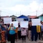 Ratusan Warga Desa Sugi Protes Penjualan Lahan Mangrove yang Tak Sesuai Kesepakatan. Foto: Istimewa