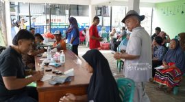 Warga Desa Baskara Bakti Serbu Mobil Sehat PT Timah, Pelayanan Kesehatan Gratis yang Dinantikan. Foto: Humas PT Timah Tbk/KepriHeadline.id