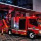 Pemadam kebakaran melakukan pemadaman terhadap api yang membakar gedung Kementerian ATR/BPN. Foto: Biro Humas Kementerian ATR/BPN.