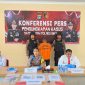 Kapolres Bintan AKBP Yunita Stevani, didampingi Kasat Reskrim beserta personel Satreskrim menggelar konferensi pers pengungkapan kasus Curanmor. Foto: Istimewa/kepriheadline.id