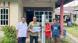 PT Timah Bantu Renovasi Rumah Warga di Belitung Timur. Foto: Humad PT Timah
