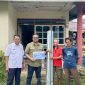 PT Timah Bantu Renovasi Rumah Warga di Belitung Timur. Foto: Humad PT Timah