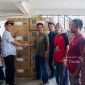 Tingkatkan Kesejahteraan Nelayan, PT Timah Serahkan Mesin Tempel untuk Kelompok Nelayan di Dusun Tanah Merah. Foto; Istimewa
