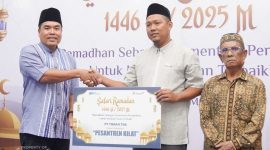 Dukung Kegiatan Pesantren Kilat Ramadan, PT Timah Serahkan Bantuan untuk Taman Bacaan Menara Bestari Belitung Timur. FOTO: Humas PT Timah/KepriHeadline.id