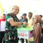 Kodim 0317/TBK, Korem 033/WP, dan INTI Kepri Gelar Bakti Sosial untuk Warga Karimun. Foto: Istimewa