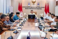 Menteri Nusron rapat bersama Wakil Menteri Keuangan, Anggito Abimanyu di Kantor Kementerian ATR/BPN, Kamis, 6 Maret 2025. Foto: Biro Hubungan Masyarakat Kementerian Agraria dan Tata Ruang/Badan Pertanahan Nasional 