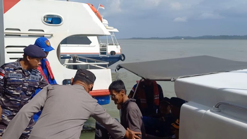 Nelayan Karimun yang Diamankan APMM, Akhirnya Dipulangkan ke Indonesia. Foto: ricky/kepriheadline.id