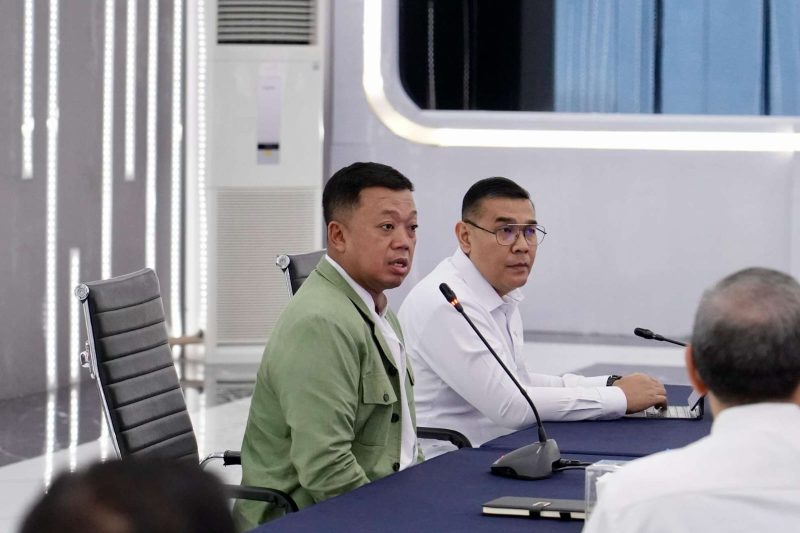 Menteri ATR/Kepala BPN Instruksikan Satker di Daerah untuk Lakukan Peninjauan Sekitar DAS sebagai Langkah Preventif Banjir. FOTO: Biro Humas Kementerian ATR/BPN