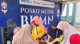 Mudik Aman dan Nyaman, Timah Bersama PT Bukit Asam dan Hutama Karya Sediakan Posko Bagi Pemudik di Trans Sumatera Lampung-Palembang . FOTO: Corporate Communication PT Timah Tbk