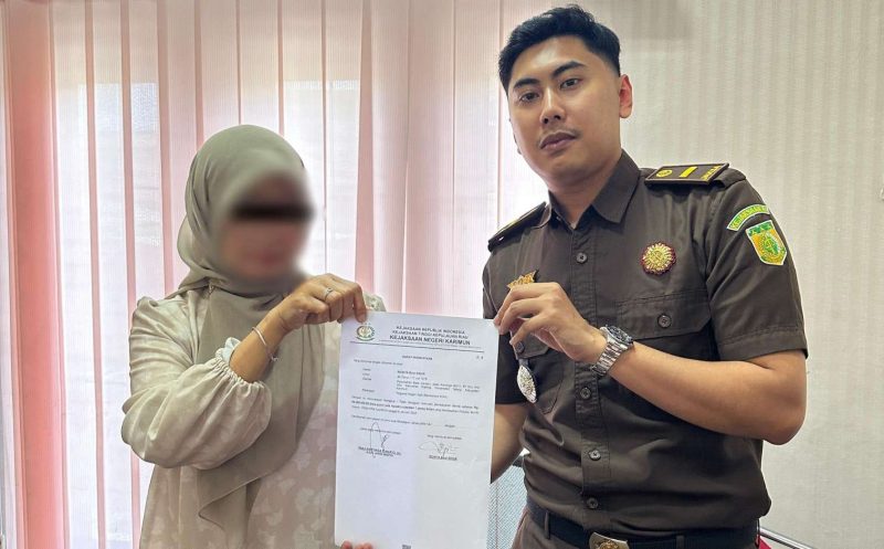 Kejaksaan Negeri Karimun Terima Pembayaran Denda Korupsi dari Terpidana Kasus KONI Karimun. FOTO: Istimewa/KepriHeadline.id