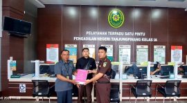 Dua Pejabat DLH Karimun Didakwa Korupsi, Berkas Perkara Resmi Dilimpahkan ke PN Tanjungpinang. FOTO: Istimewa/KepriHeadline.id
