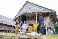 Layanan Kesehatan Gratis, Beasiswa Pendidikan Hingga Pelestarian Adat, Sentuhan PT Timah untuk Kesejahteraan Masyarakat. Corporate Communication PT Timah Tbk