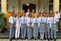 Bupati Karimun Lepas 8 Calon Paskibraka ke Seleksi Provinsi Kepri 2025. FOTO: Istimewa