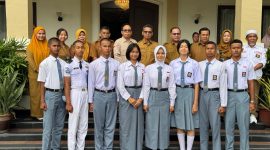 Bupati Karimun Lepas 8 Calon Paskibraka ke Seleksi Provinsi Kepri 2025. FOTO: Istimewa